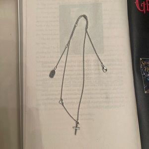 Bought last spring. James avery authentic. Would like to sell quickly